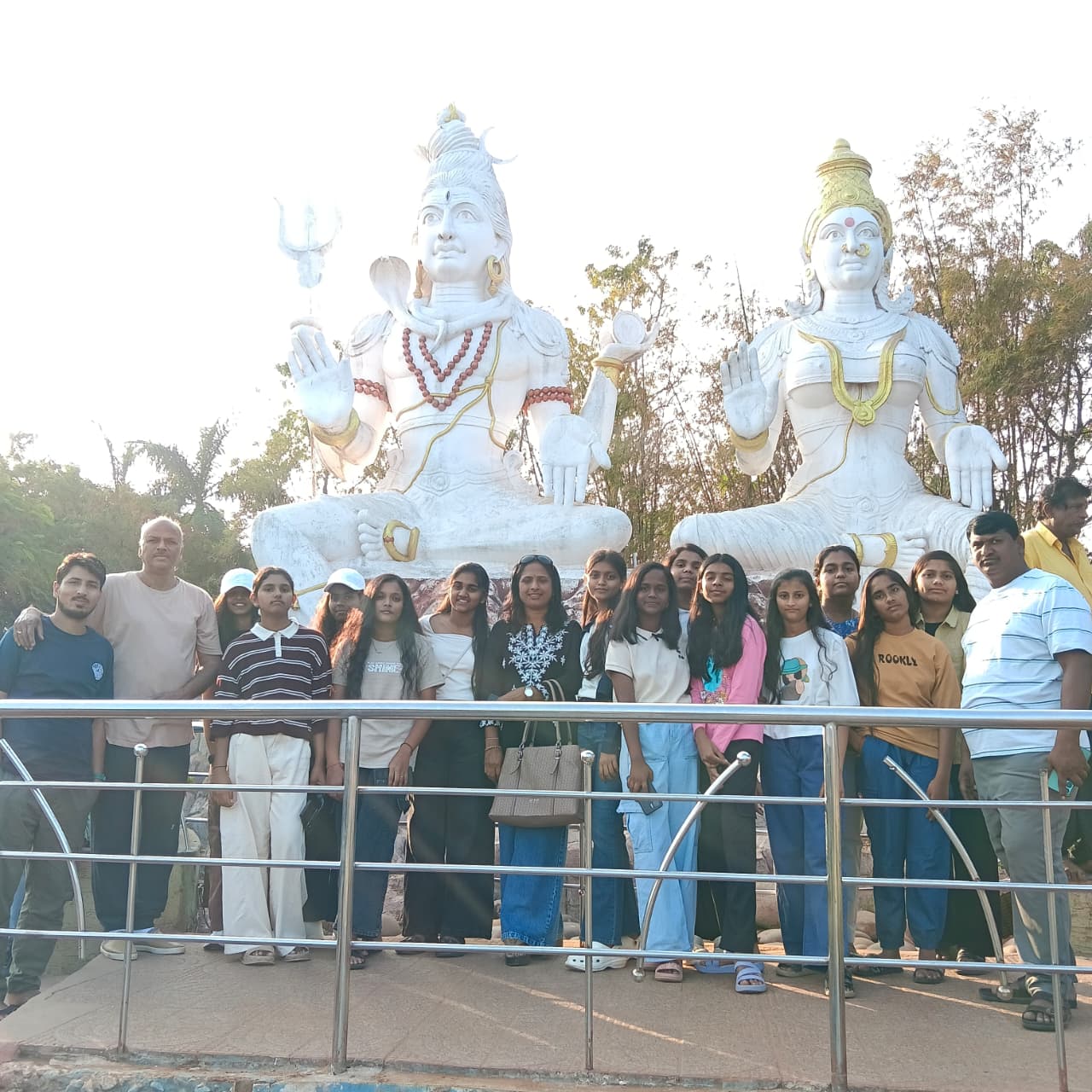 Vizag â€“ Araku â€“ Borra Caves â€“ Temples Student Tour Package